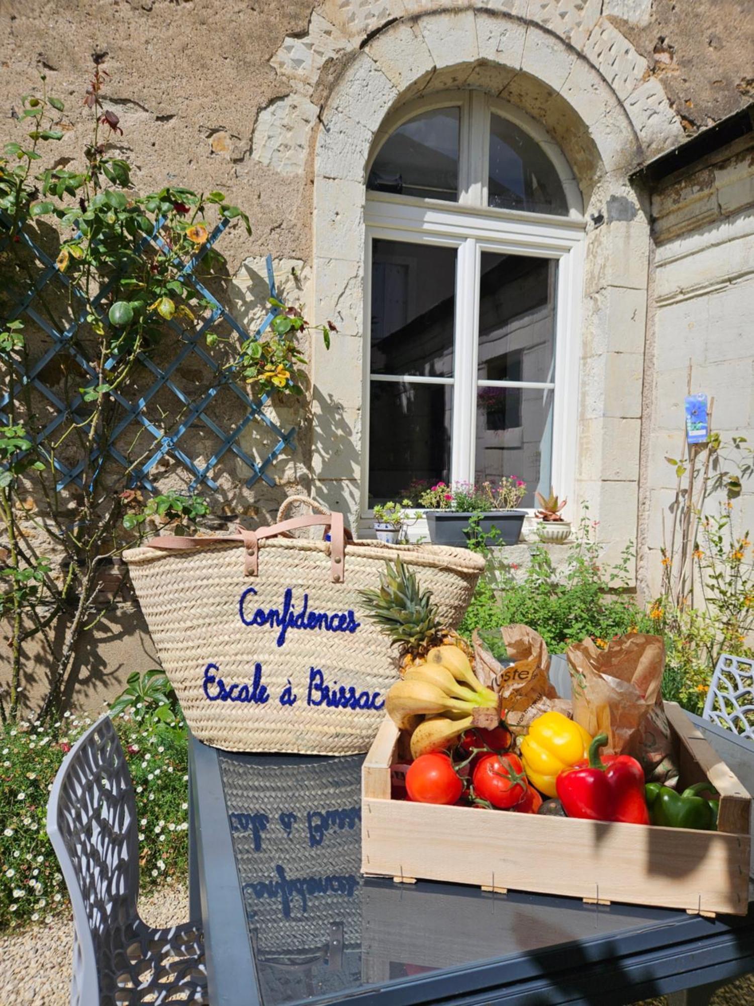 Confidences Escale A Brissac Bed and Breakfast Exteriör bild